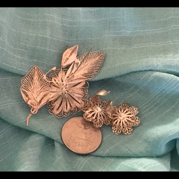 Filigree Brooch Set - Picture 3 of 6